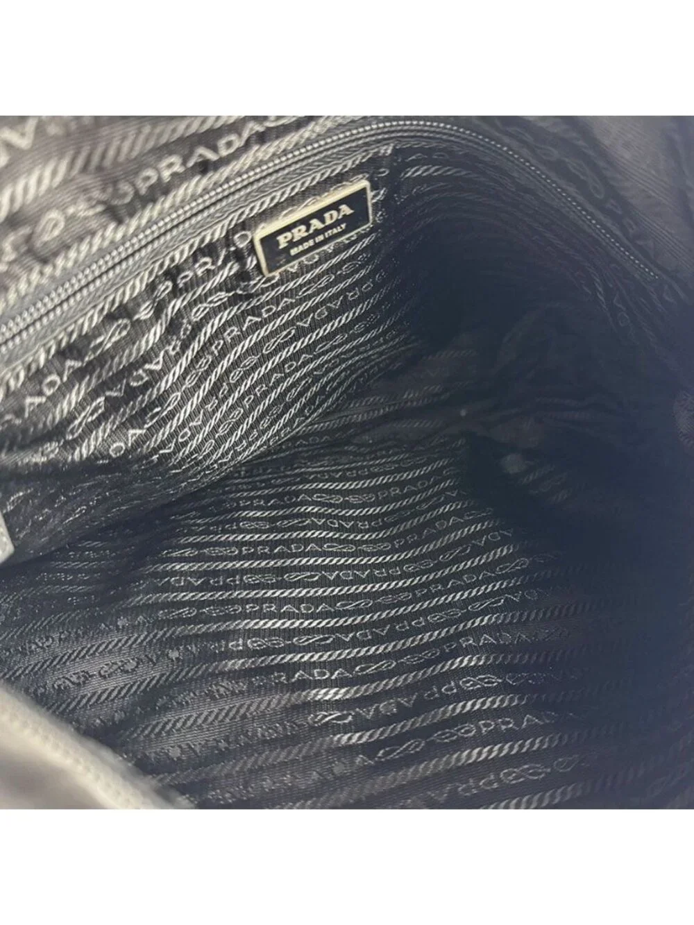 Prada item status